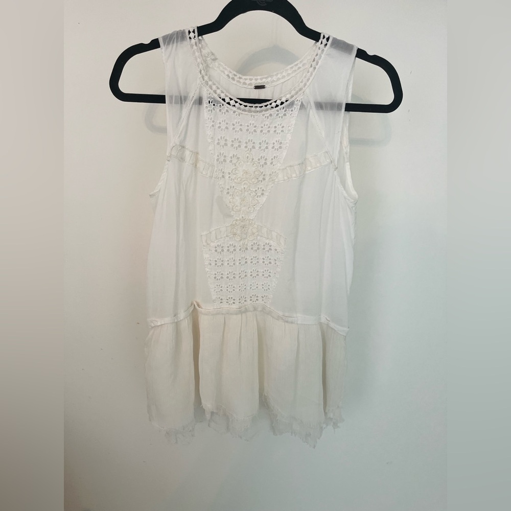 Beautiful Boho White Sleeveless Lace Blouse